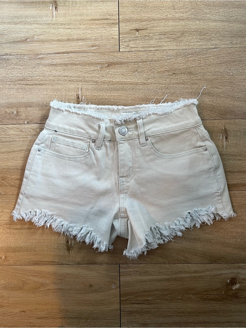 Rue21 Cream Frayed Hem Denim Shorts